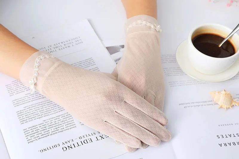 Sexy Summer Women UV Sunscreen Short Sun Screen Pearl Flowers Gloves Thin Ice Silk Lace Touch Screen Viscose Driving Gloves J53