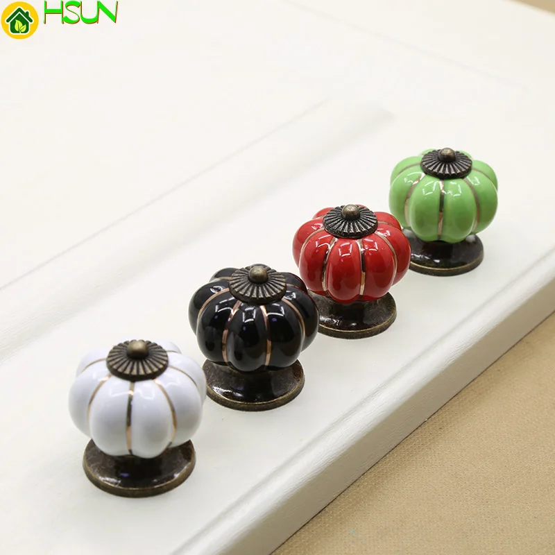 

2 pcs Small pumpkin ceramic handle single hole cartoon European pastoral seven color handle simple drawer wardrobe handle