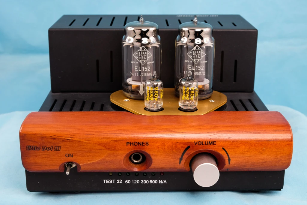 

New LittleDot LD 3 SE vacuum tube amplifier / amplifier, frequency response: 20Hz-20KHz (-1dB), 20Hz-40KHz (-2dB)