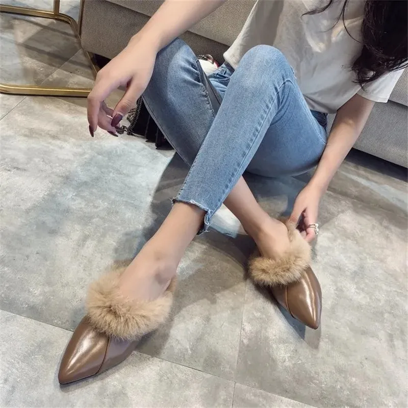 Winter Warm Real Rabbit Fur Slippers Mules Pointed Toe Elegant 2020 Women\'s Autumn New Furry Slides Flip Flops Office Work Shose