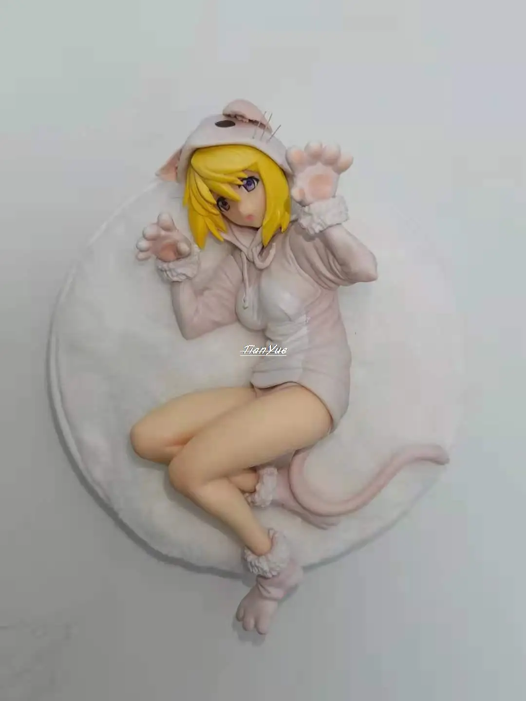 Infinite Stratos IS Laura Charlotte Nekomimi Pajamas Ver. Figure 1/7 PVC Collectible Model Toy 20cm