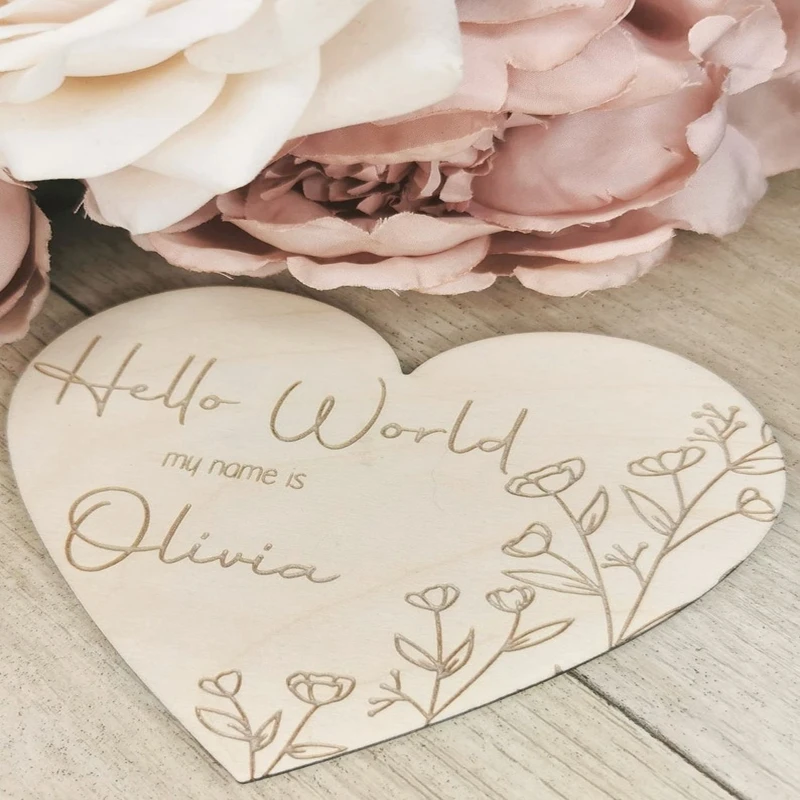 1pcs Personalised Hello World Heart Shape Flower Disc, Baby Milestone Cards, Welcome To the World Gifts,wooden Rustic Keepsake