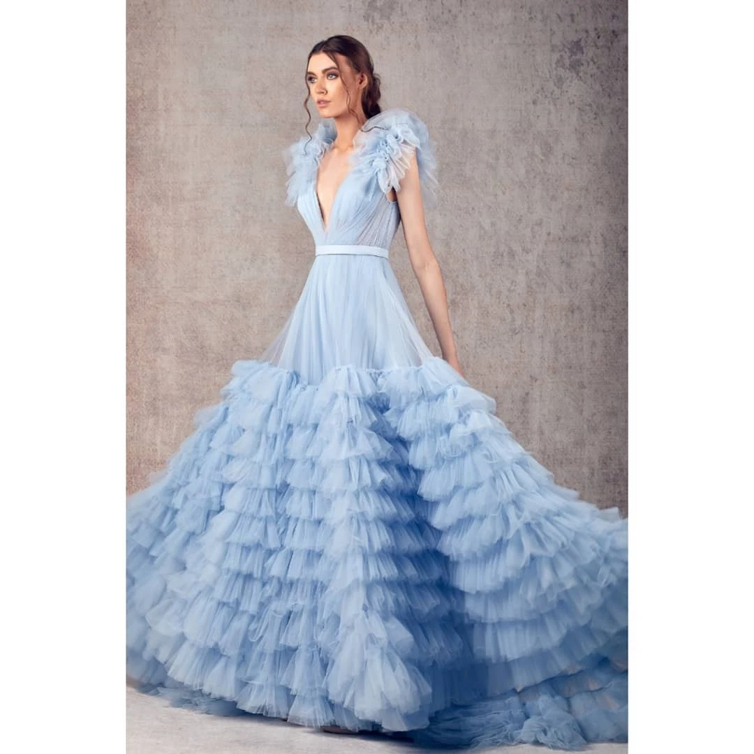 Mode Prom Jurk Dubbele Diepe V-hals Gelaagde Ruffle Tulle Baljurk Met Trein Blue Bruidsmeisje Jurk Maten Beschikbaar