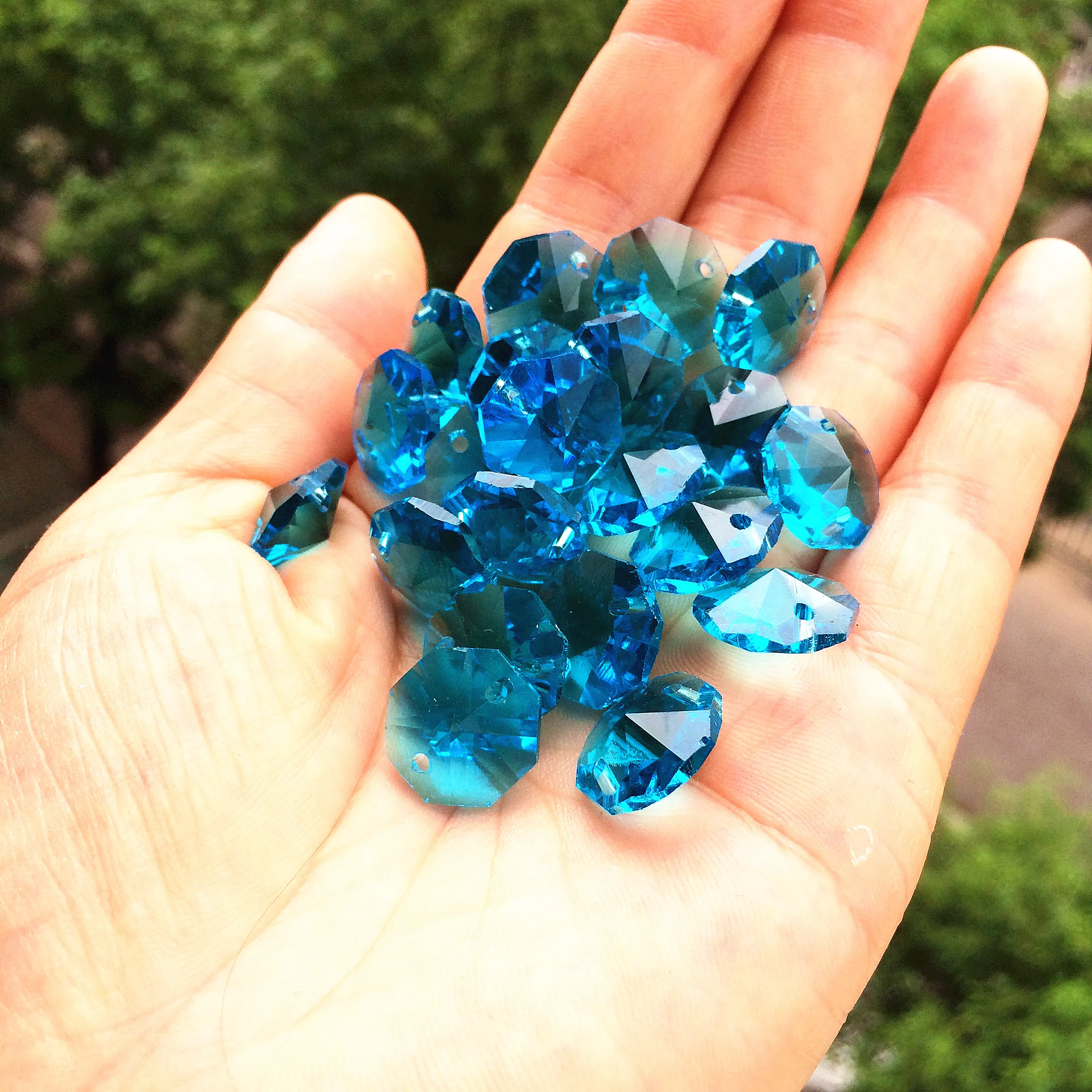 Whole Sale Price 14mm Aqua Blue 500pcs K9 Crystal Octagonal Beads Chandelier Parts Accessories Garland Strand Beads For Curtain