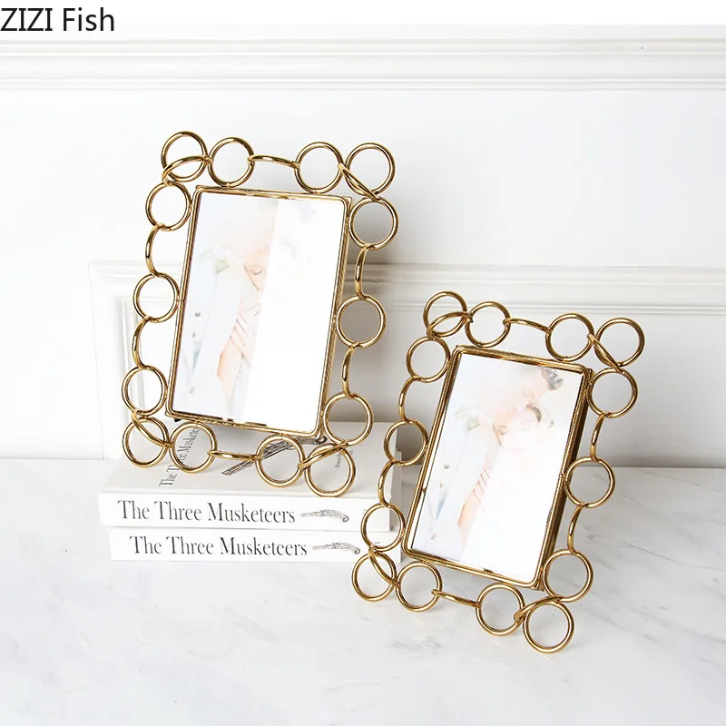 Creative Golden Photo Frame Metal Ring Hollow Geometry Photo Show Desktop Storage Modern Home Decoration Wedding Accessories