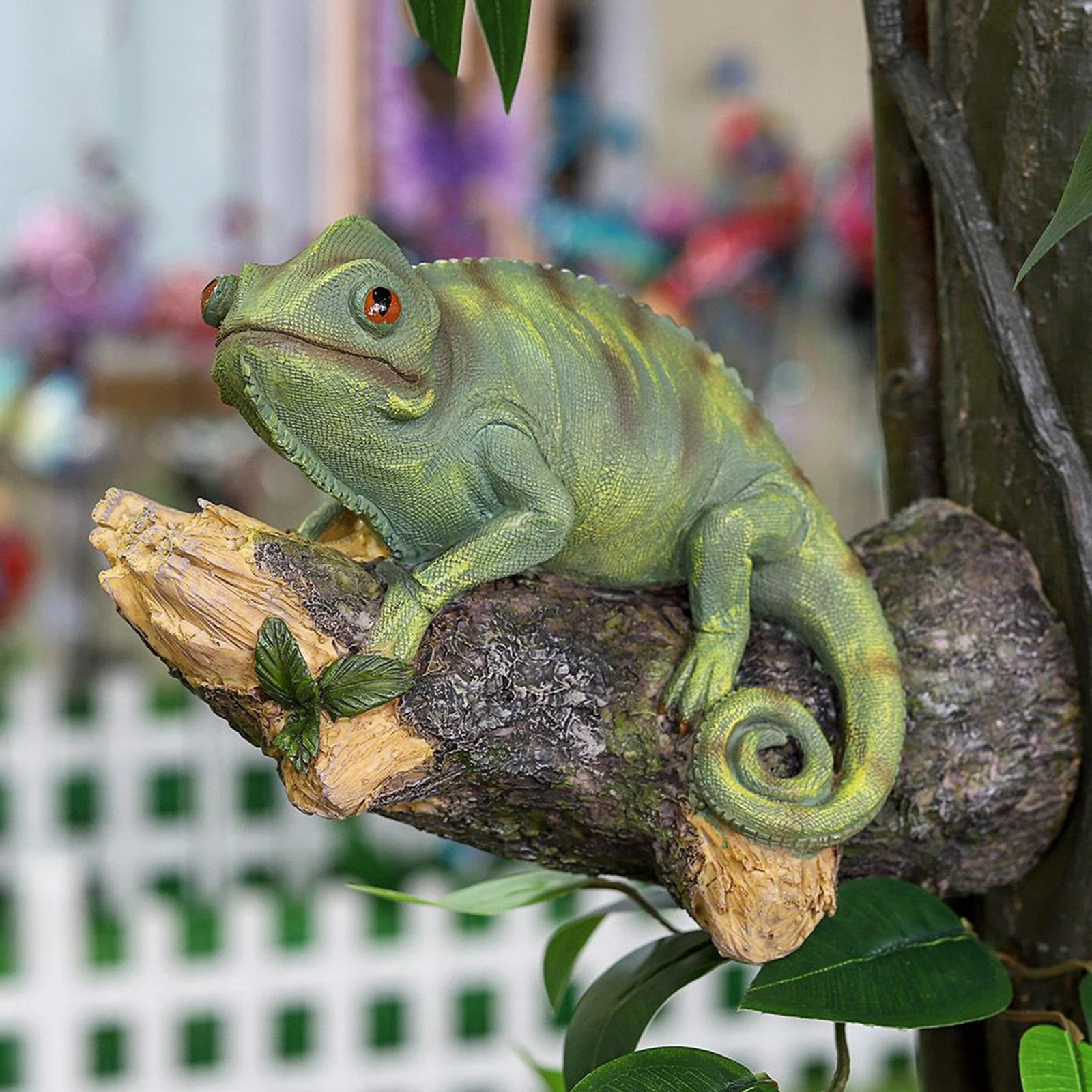 Vintage Chameleon Figure Figurine Lizard Statue Resin Figurine Statue Pendant for Office Outdoor Garden Ornaments Decorations