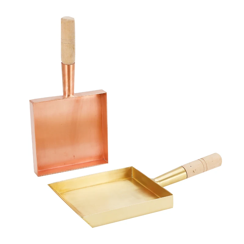 copper / brass Japanese style tamagoyaki cooking square pan with wooden handle made by red copper or brass