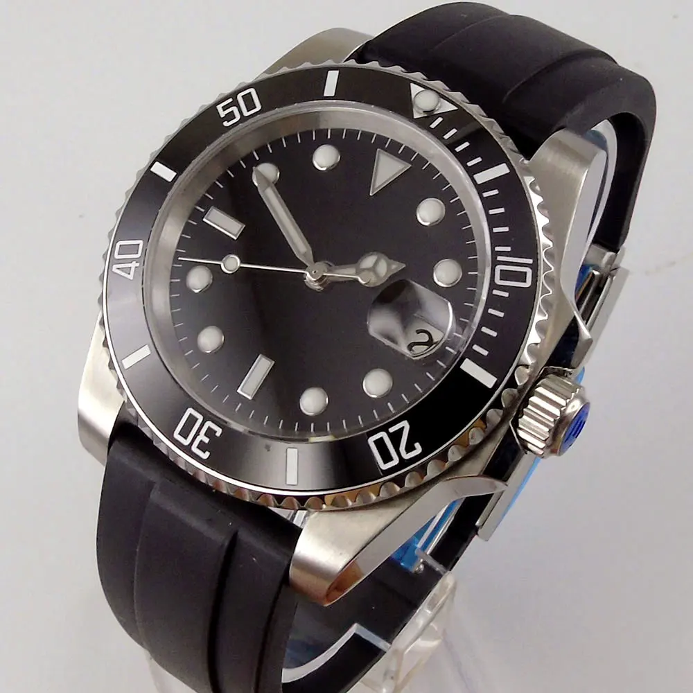 

40mm BLACK Automatic Movement Men Wristwatch 24 Jewels NH35A Steel Case Luminous Dial Unidirectional Bezel Rubber Band