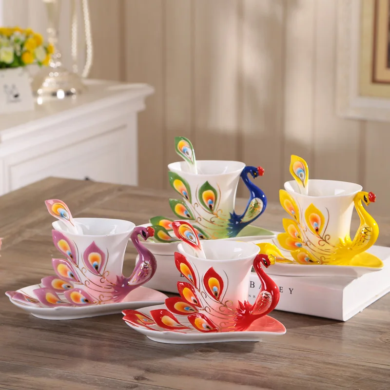 200ml Peacock Coffee Cups With Saucer Spoon Hadmade 3D Ceramic Tea Milk Mugs Set Breakfast Water Bottle Christmas Lover Gifts