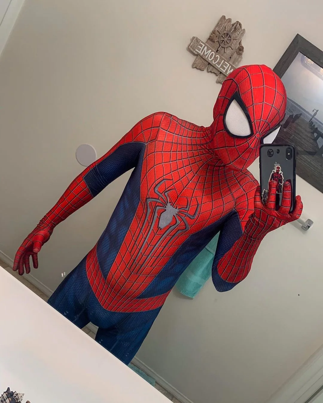 スパイダーマンのコスプレコスチューム、ハロウィーンの衣装、信じられない花輪、素晴らしいv4、tasm2タイツ