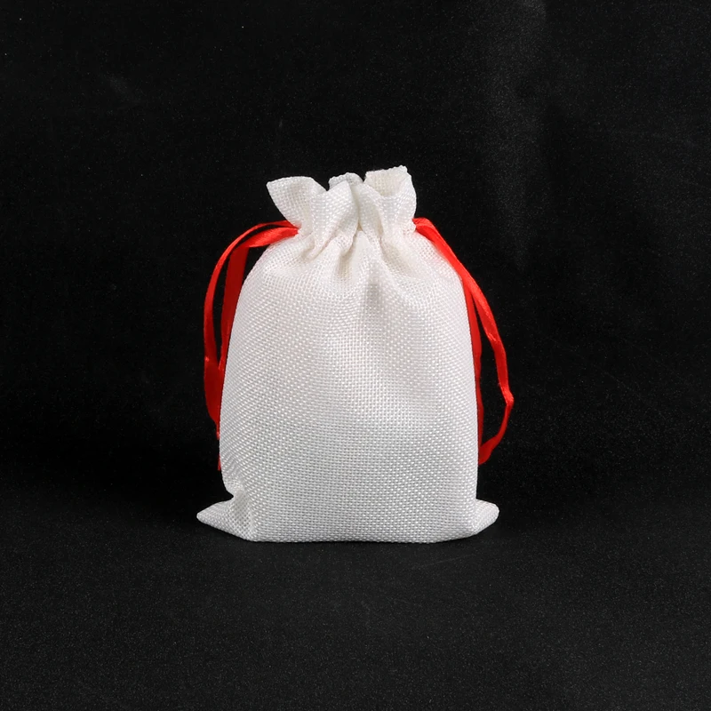 50Pcs/Lot White Jute Bags 10x14cm 13x18cm Linen Pouches Christmas Red Drawstring Gift Bag Candy Gifts Jewelry Packaging Bags