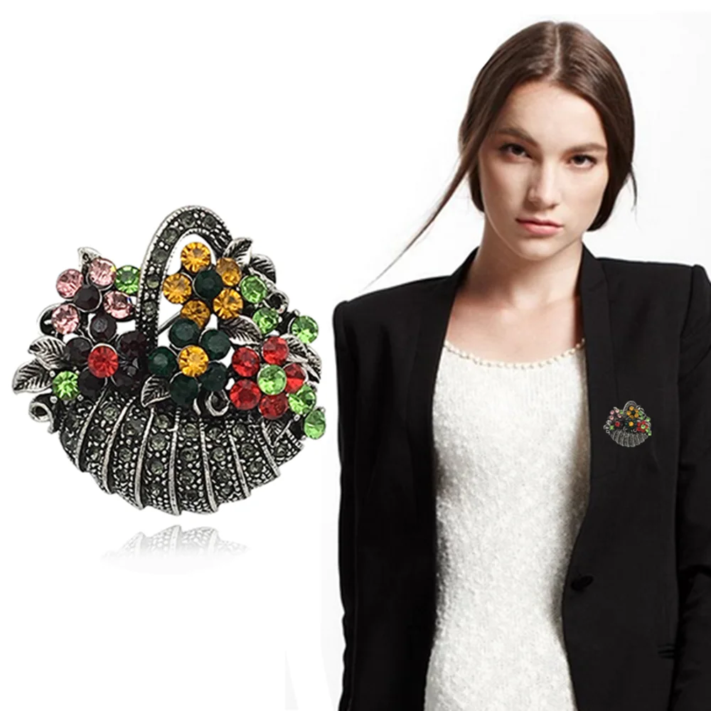 

QIDIAN Exquisite Rhinestone Flower Basket Brooches Colorful Rhinestne Jewelry Brooches Male Female Clothing Accessories Gift