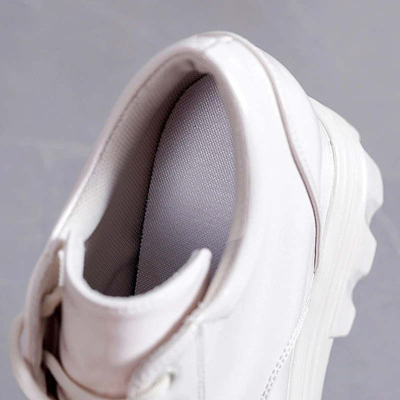Women\'s Chunky Sneakers Autumn Patent Leather Female Platform Shoes Women Black Sneakers Super High Heels 11cm Chunky Shoes