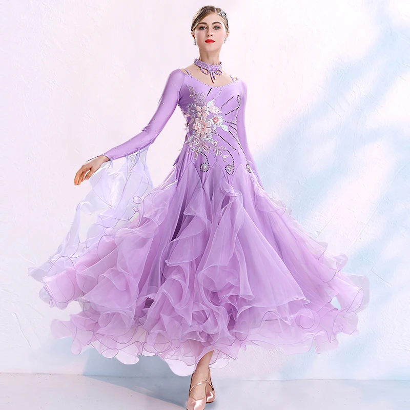 สีแดง Ballroom Dress มาตรฐานโมเดิร์นเต้นรำเครื่องแต่งกายผู้หญิง Waltz Foxtrot เต้นรำชุดแขนยาว