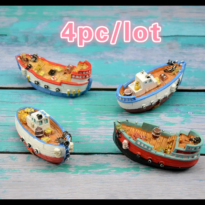 

Fishbowl Scenery Decoration Resin Pirate Boat Fishing Vessel Aquarium Scenery Marine Landscape