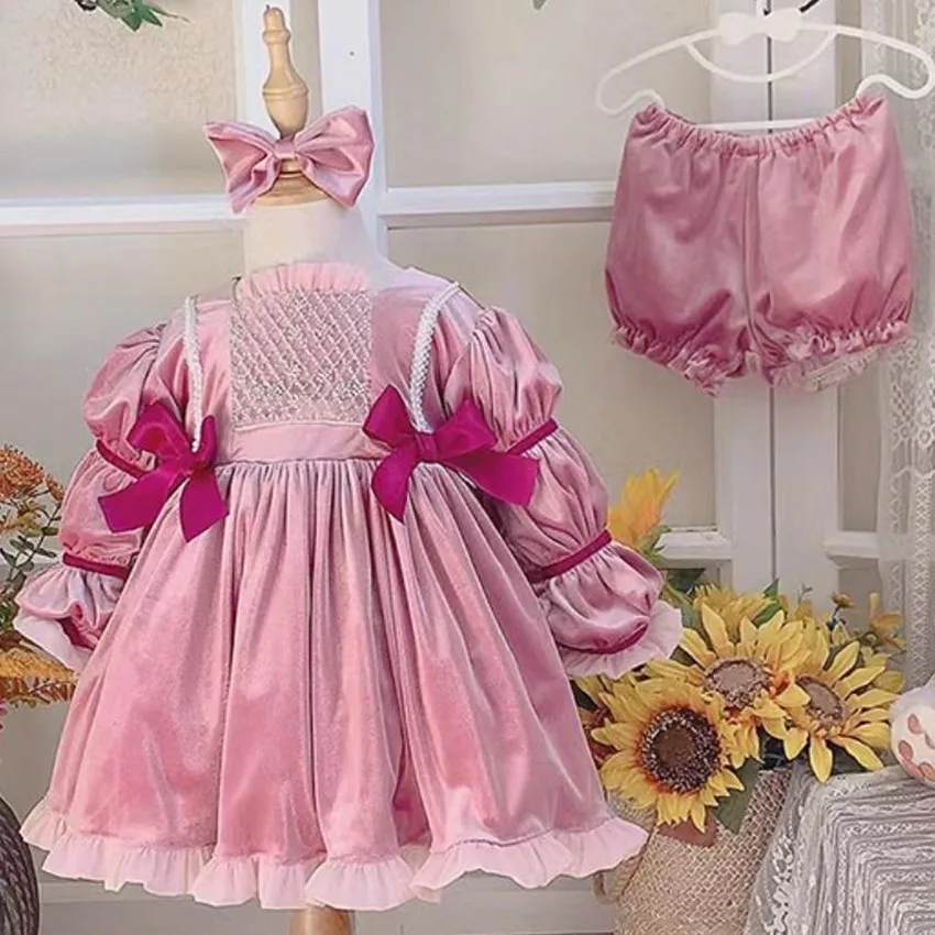 Baby girl winter vintage velvet beading princess dress kids bow puff sleeve court small fragrance birthday party lolita dress