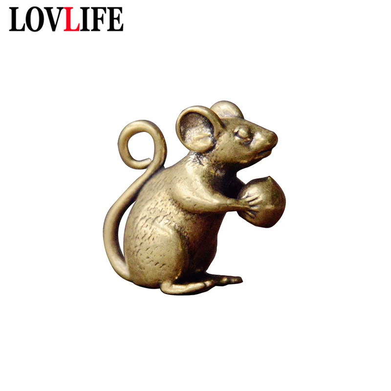 Brass Funny Rat Hold Peach New Retro Cute Mouse Pendants for Keychain Pure Copper Animal Crafts Car Key Chains Hangings Jewelry