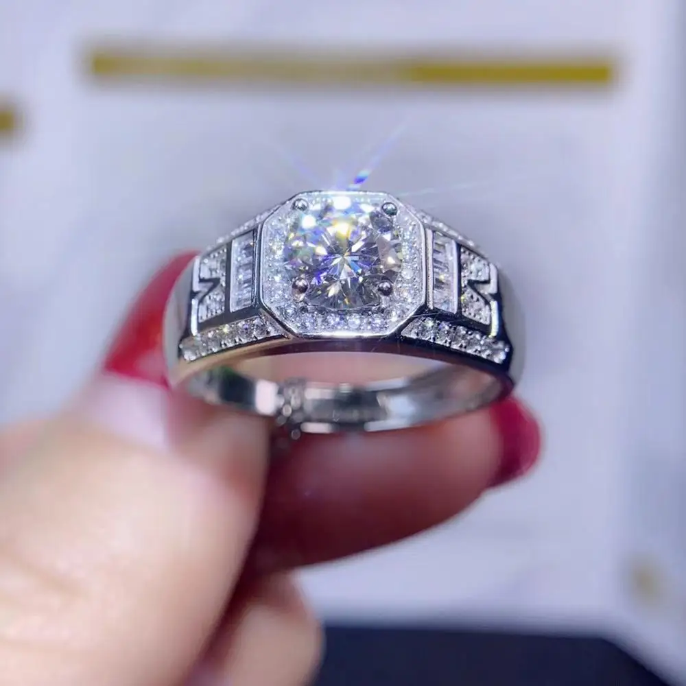 

Moissanite Men's rings,1 carats gemstone, beautiful color, D color, VVS.