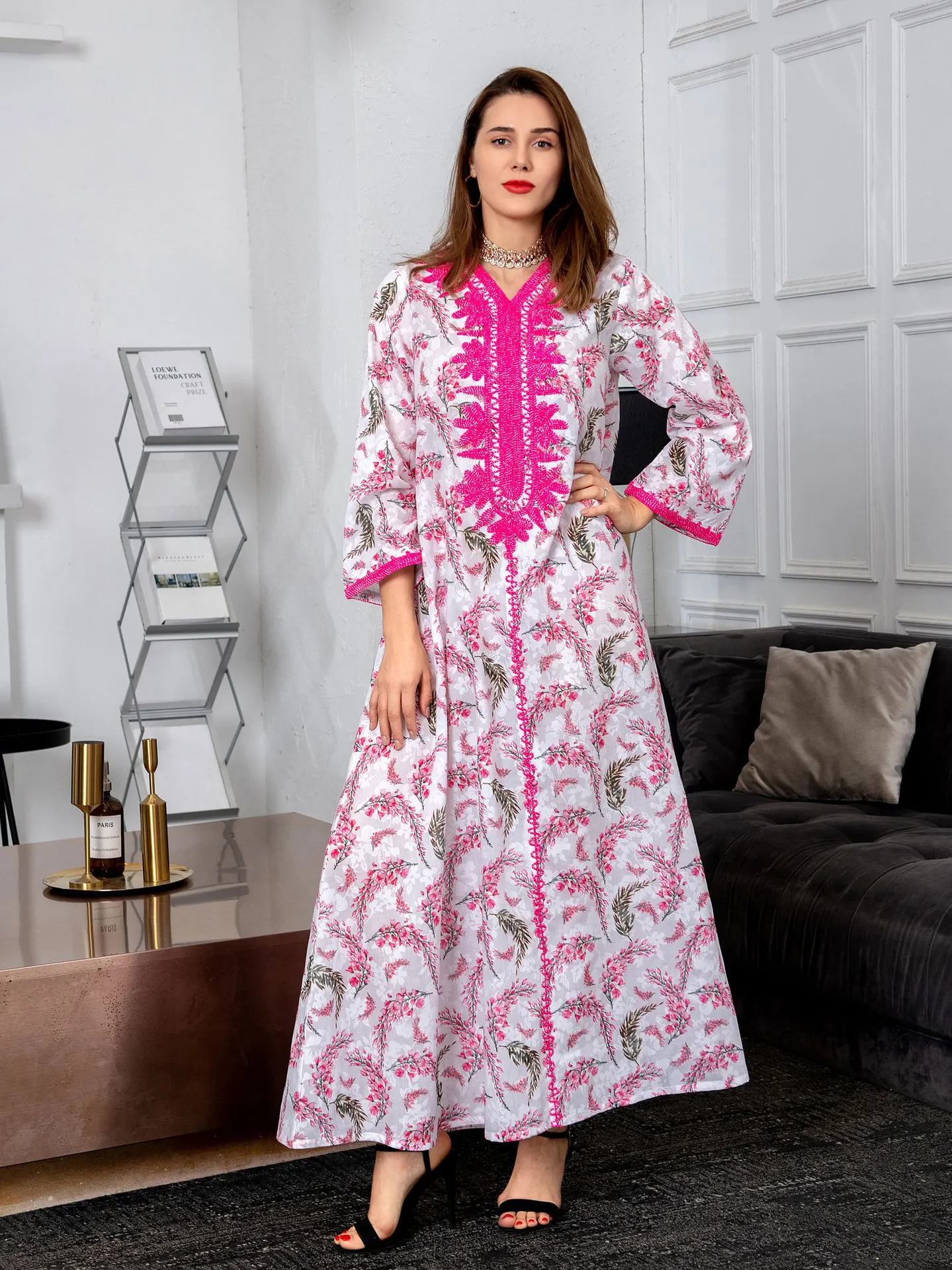 

Floral Print Cotton Jalabiya Kaftan Embroidery Applique Arabic Dress Dubai Moroccan Party Banquet Robe Muslim Abaya Ramadan Eid