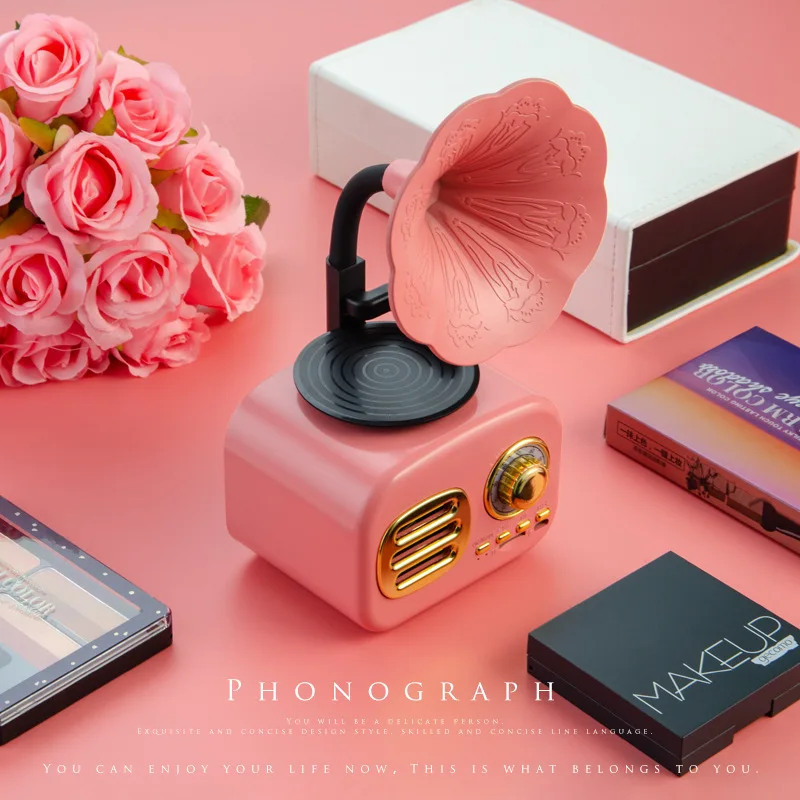 Retro Bluetooth-compatible Speaker Portable Mini Wireless Gramophone Speaker With TF Slot Mini Speakers Travel Music Player