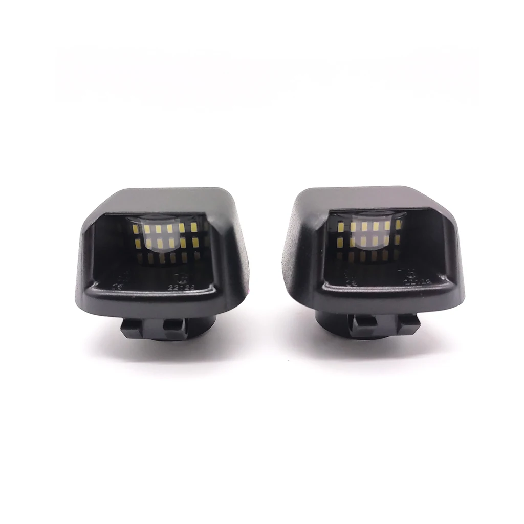 2Pcs Error Free White LED License Plate Light Number Plate Lamp For Nissan Armada Frontier Navara Titan Xterra Equator