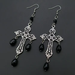 Orecchini pendenti gotici con croce nera e granato e cristallo grande dichiarazione Trad Goth Witchy gioielli moda donna regalo medievale