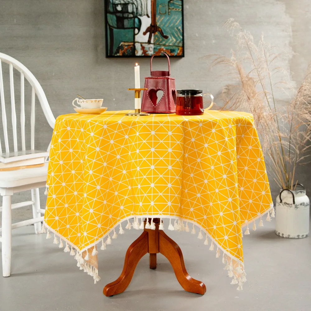 Ldyllic Small Fresh Yellow Plaid Tablecloth with Fashion Tassel Thick Cotton Linen Meal Cloth Pad for Tea Table