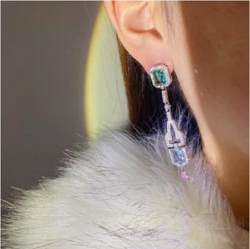 Retro fashionable geometric colored diamonds shine with zircon all-match design sense ins earrings