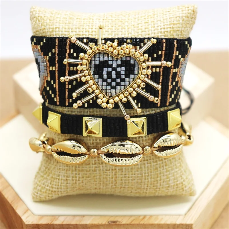 ZHONGVI Bohemia Women's Bracelet Set Trendy Unique Heart Shaped Summer Beach Shell Jewelry with Miyuki Beads