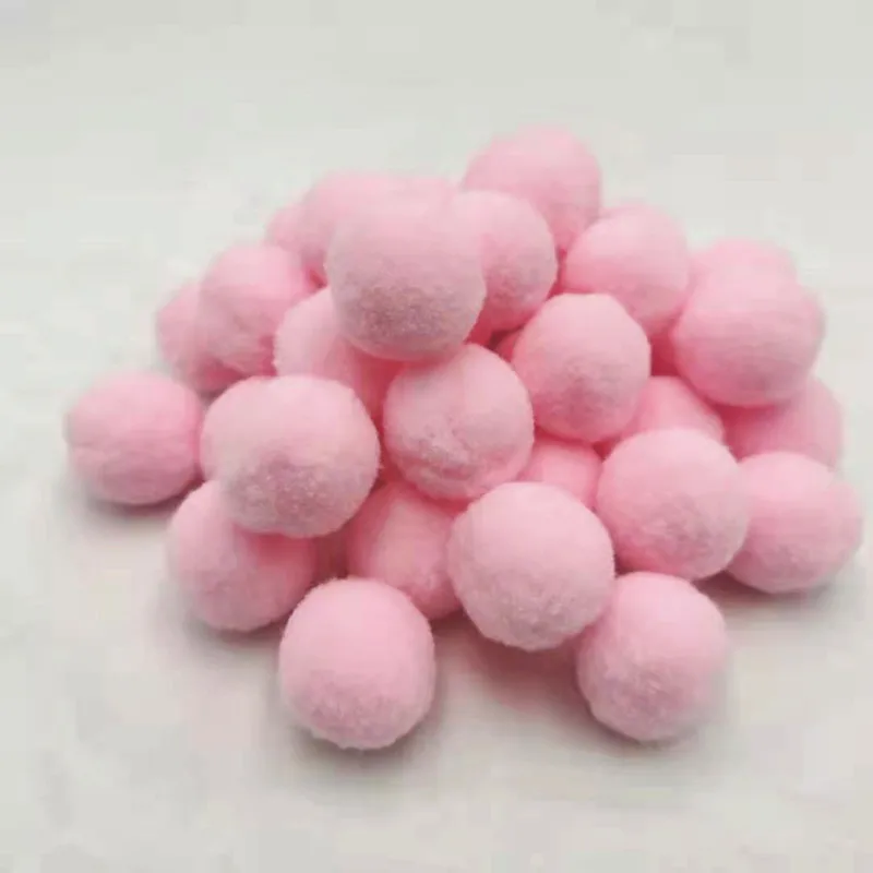 30 millimetri Pompon Fluffy Morbido Pom Poms Pompoms Sfera Per Bambini Fatti A Mano Giocattoli di Natale di Cerimonia Nuziale Della Decorazione