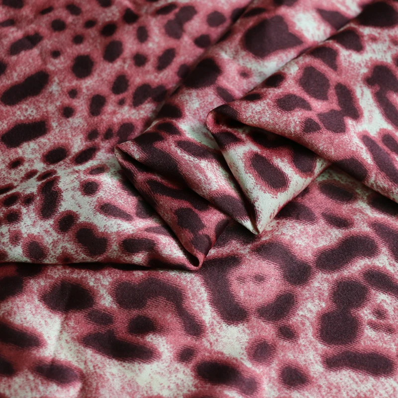 1 meter X 1.5 meter Soft Pajamas Dress Material Crepe Satin Charmeuse Fabric Africa Leopard Textile