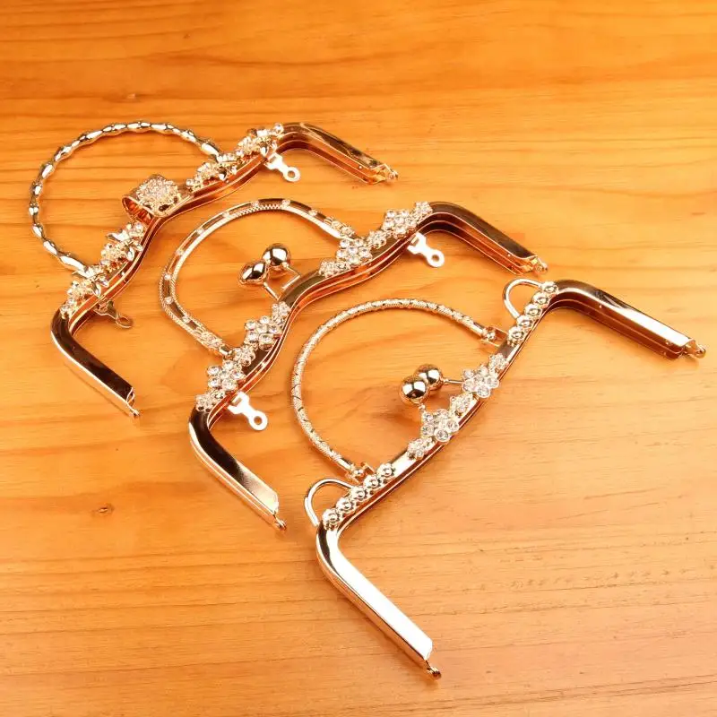 Metal Purse Frame Handle 20.5cm Silver Gold Flower Clasp Handle 8.07 inch Bag Frame For DIY Purse Bag Accessories Customized