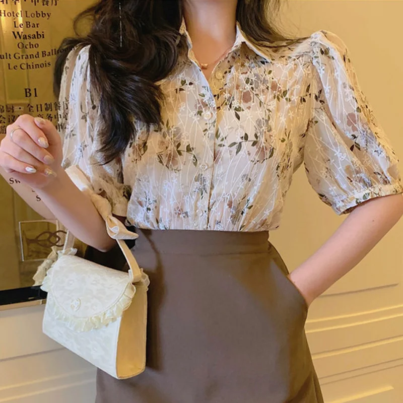 

2 Piece Set Women Embroidery Blouse Shirt + High Waist Skirt Suit 2021 Summer Short Sleeve Tops Mini Skirt Two Piece Set Fashion
