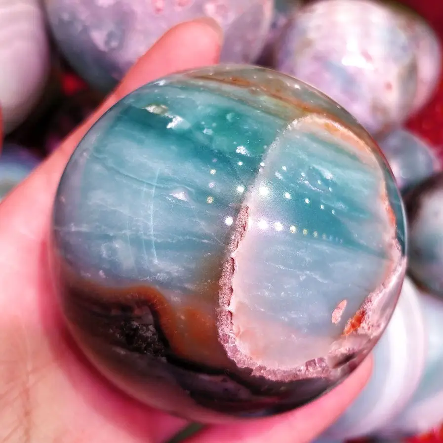 Good Quality Popular Natural Caribbean Calcite Crystal Ball Sky Blue Mineral Gems Healing Spheres Room Design Ornament Jewelry