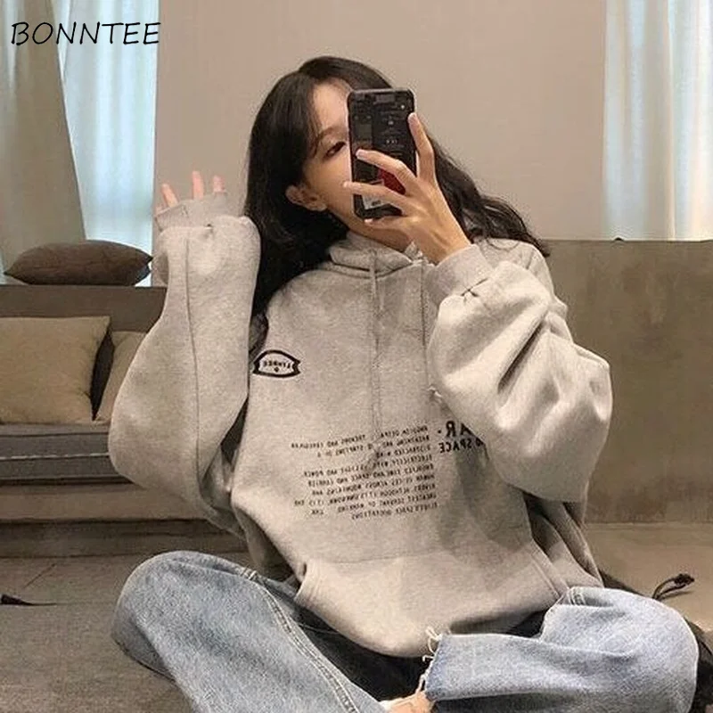 

Hooded Sweatshirts Women Pockets Draw String Pullovers Lovely Long-sleeved Female All-match Classic Aesthetic Spring Letter