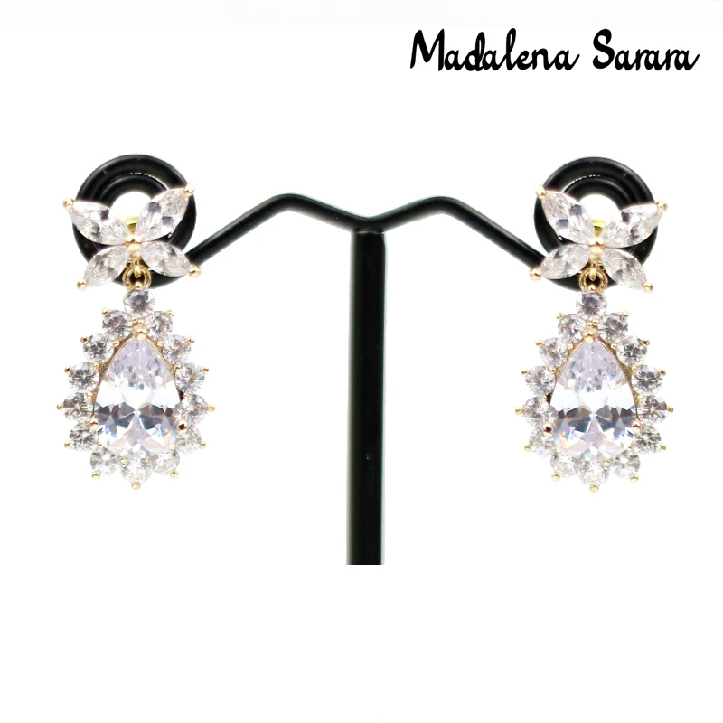 

MADALENA SARARA Кубический цирконий Pave Setting Дивоудобные полированные женские серьги-капли Простой стиль MD- 00652285