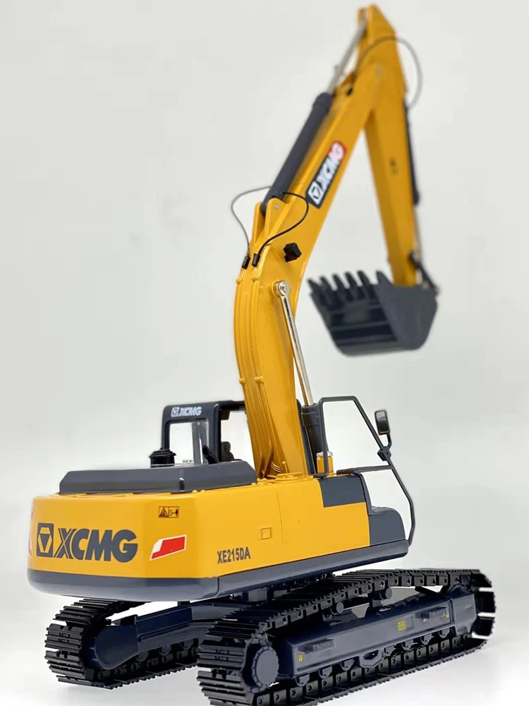 1:35 Scale Model Diecast Toy Construction Model Business Gift Souvenir Replica XCMG XE215DA Excavator Model Collection Toys