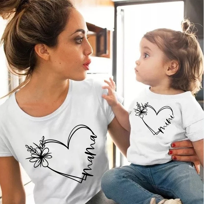 New 2022 Mom And Daughter Matching Outfits Tops Mother Kids T Shirt For Mother And Daughter SummerFor Mother And Daughter 1PC