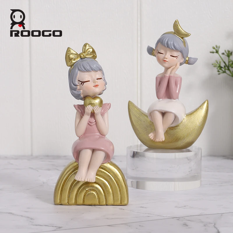 Roogo Figurine Modern Girl Sculpture Creative Resin Ornaments Decoration Sweet Girls Home and Living Room Decor Statue Mini