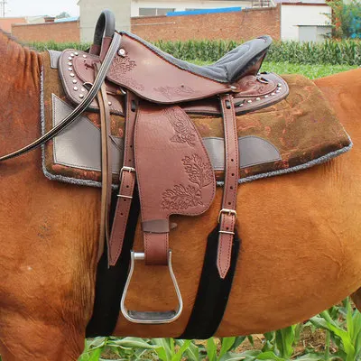 Conjunto completo de sillín de cuero tallado para ganado, asiento de resistencia para caballos grandes, suministros ecuestres