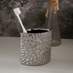 Creativity Ceramic Toothbrush Holder Silver Plating Relief Craft Decorative Mouth Cup Set European Modern Bathroom Accessories