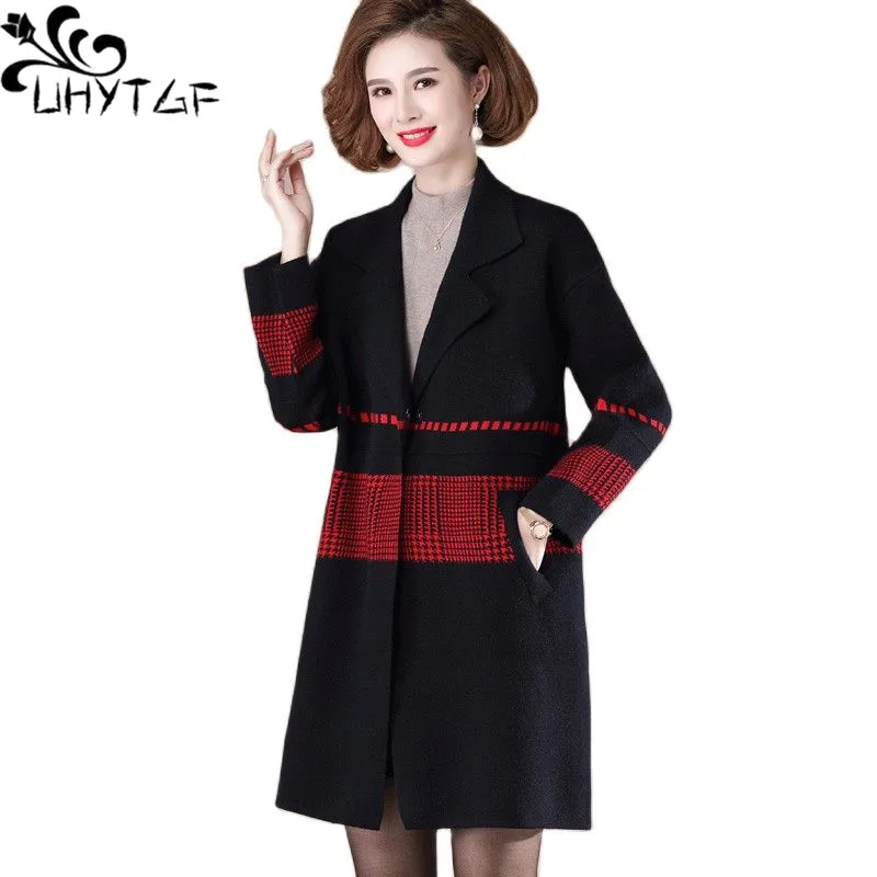 

UHYTGF Women Trench Coat Fashion Plaid Young Mother Spring Autumn Windbreaker Female 2022 New 4XL Loose Size Tops Outerwear 1557