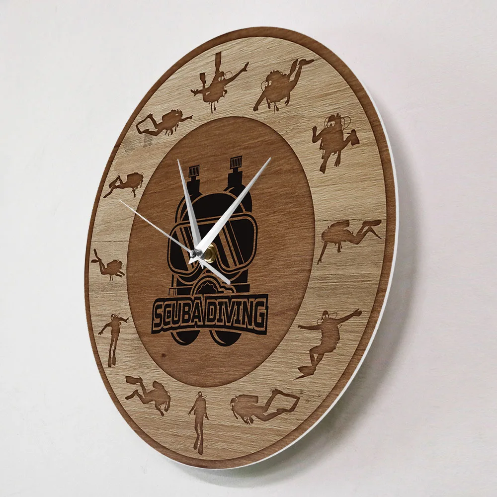 Scuba Diving Underwater Art Wooden Texture Printed Wall Clock Underwater Sports Home Decor Silent Quartz Clock Scuba Diver Gift