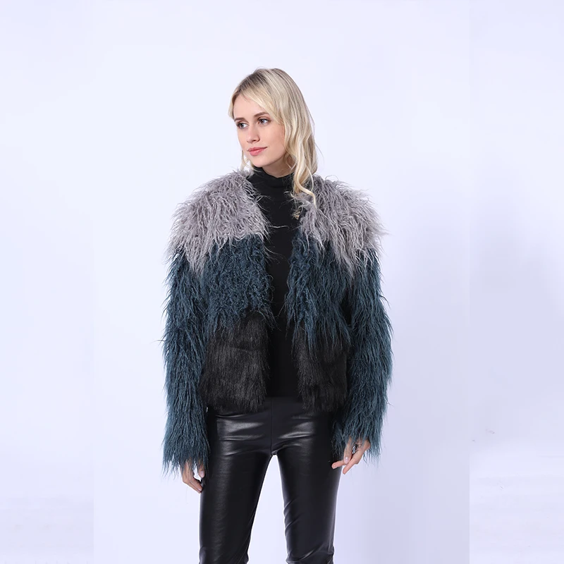 Women's Winter Jacket Fur Elegant Fur Coats Faux Fur Coat Fashion Fluffy Sleeve Collarless Casual Fur Coat Women