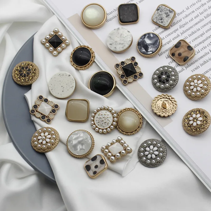 2 Pcs/lot Metal Buttons Pearl Square Coat Woolen Coat Sweater Decoration Accessories Clothing Materials YS201012-1