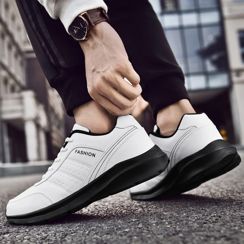 

Mens Shoes 2020 New Men Running Shoes Comfort Jogging Man Sneakers Gym Fitness Training Sport Shoes Black White Flat Footwear