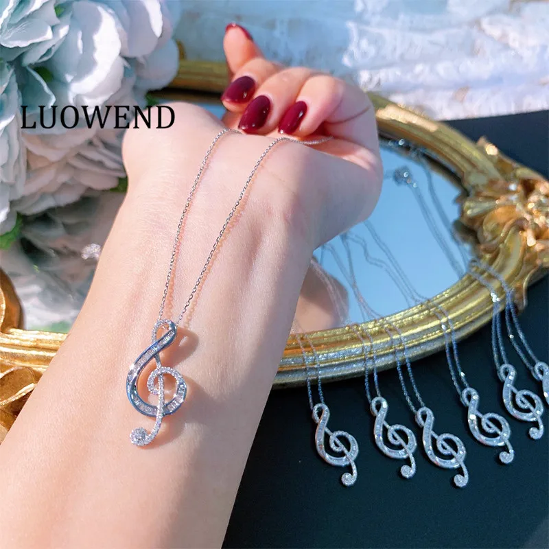 

LUOWEND 100% 18K White Gold Necklace Real Sparkle Diamond Pendant Proposal Musical Note Luxury Design Necklace