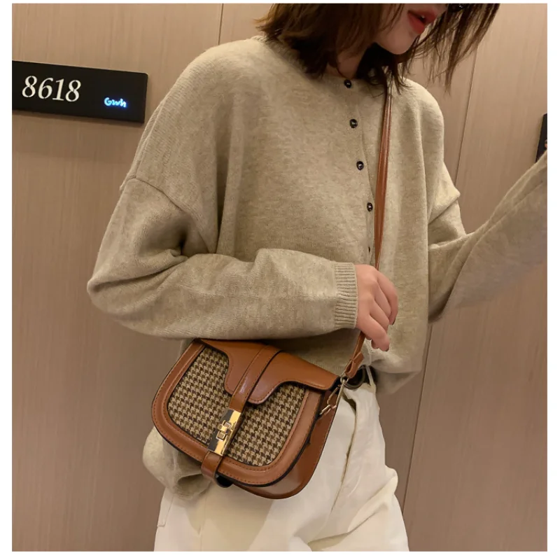 Retro Messenger Bag Ladies High Quality PU Leather Classic Plaid Shoulder Handbag Female Fashion Saddle Bag for Women