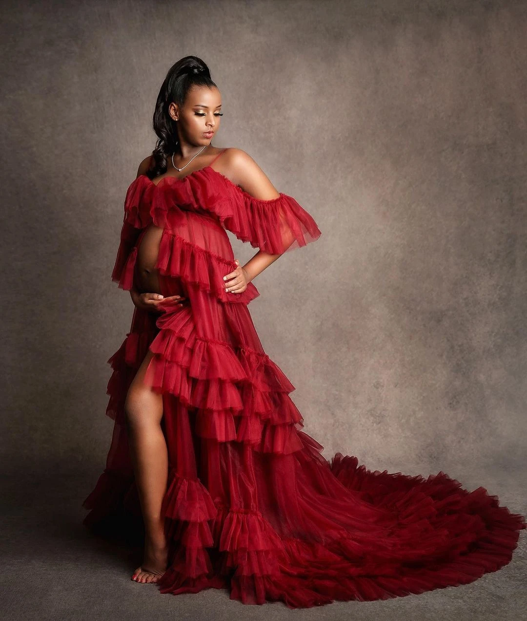 Vestido vermelho elegante da sessão da foto da gravidez do tule com babados sem alças frente fenda em camadas longo mais tamanho nupcial maternidade robe