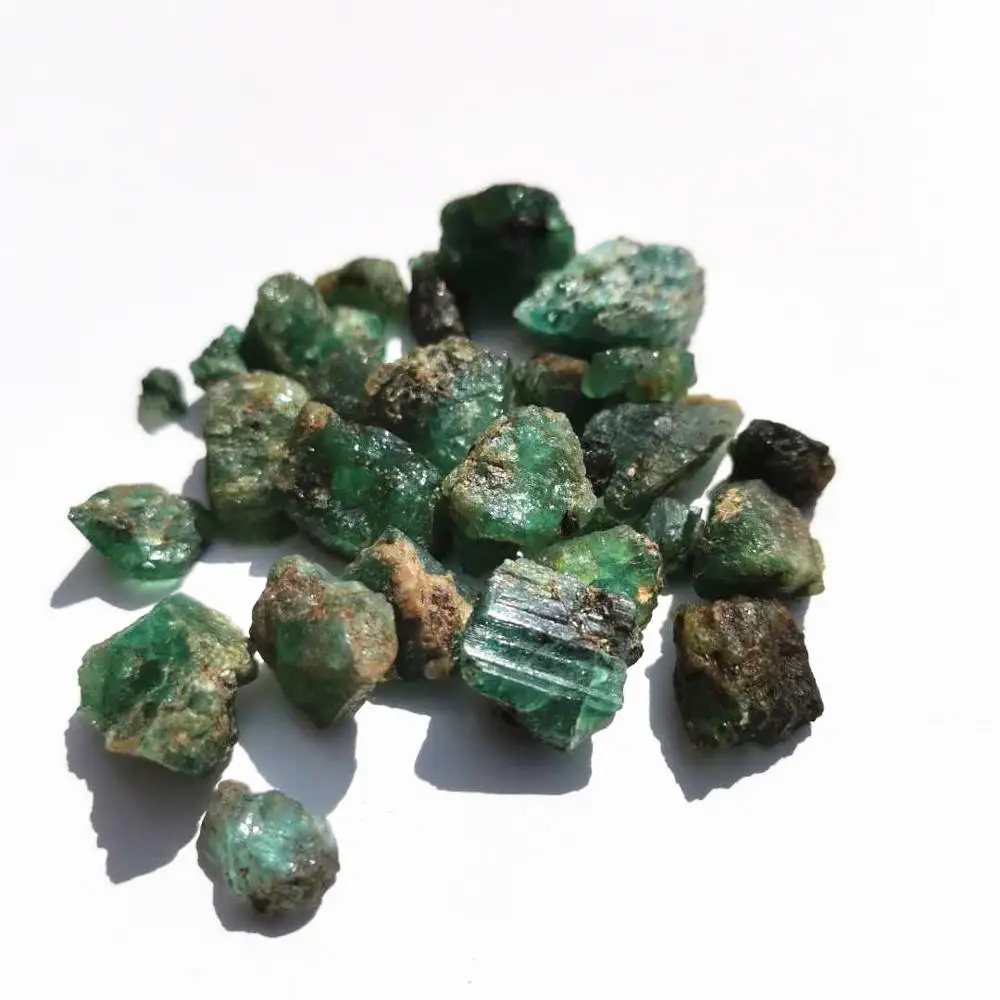 Natural Rough emerald Stones Raw gem stone for collection